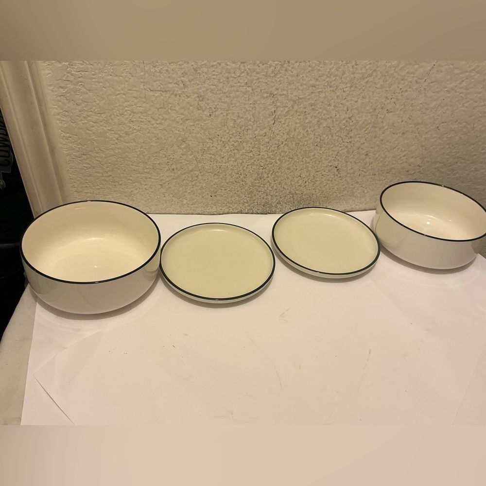 MALACASA Plates and Bowls Sets, 4 Pieces Porcelain Dinnerware Sets replacement